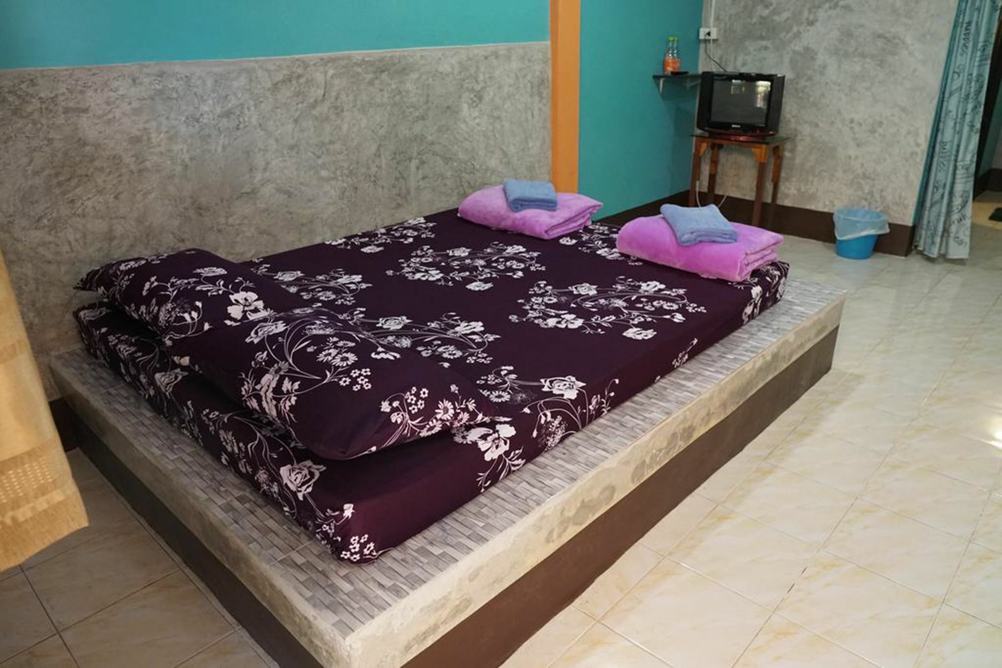 Winny Apartment Rayong Esterno foto