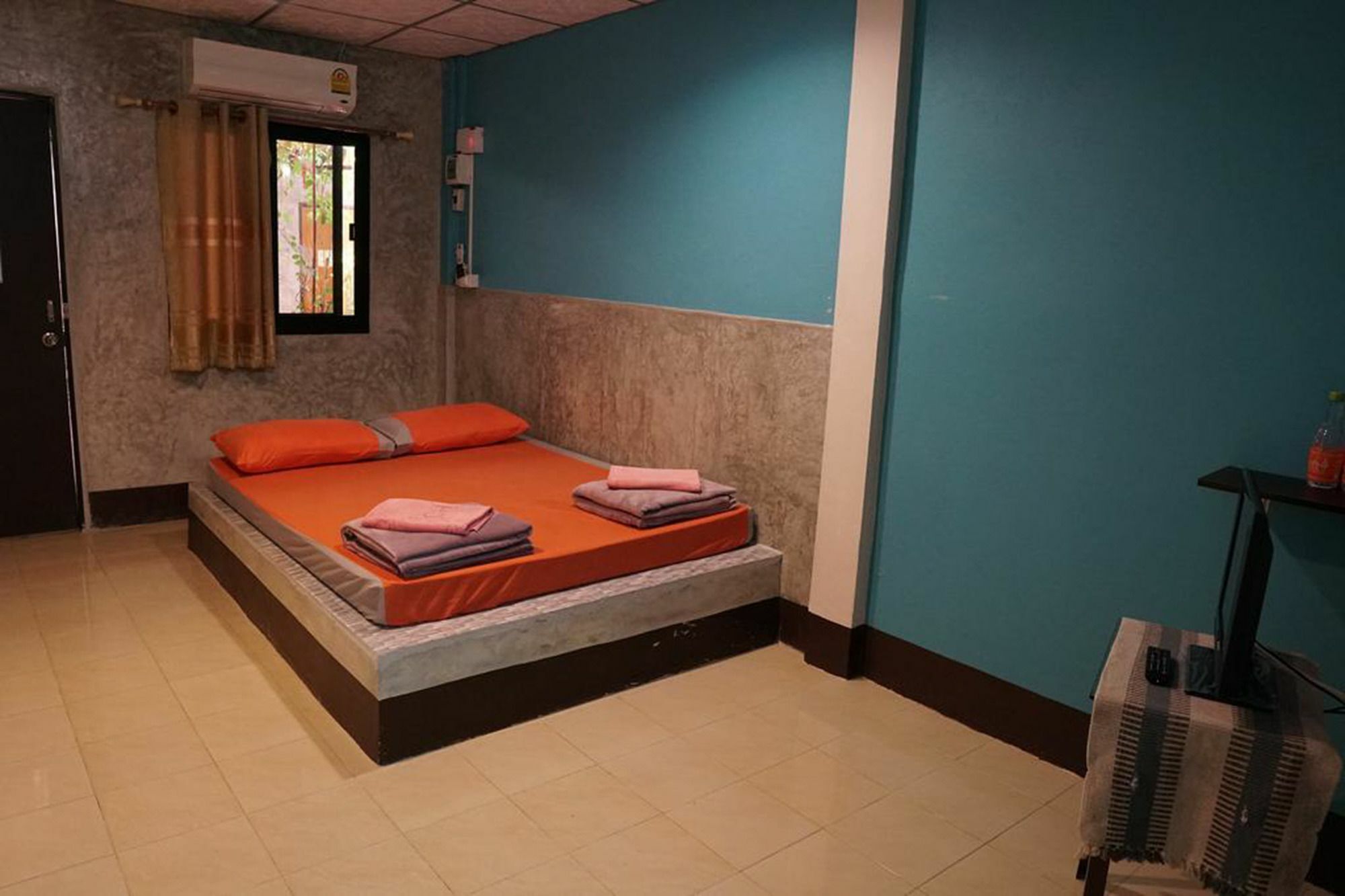 Winny Apartment Rayong Esterno foto
