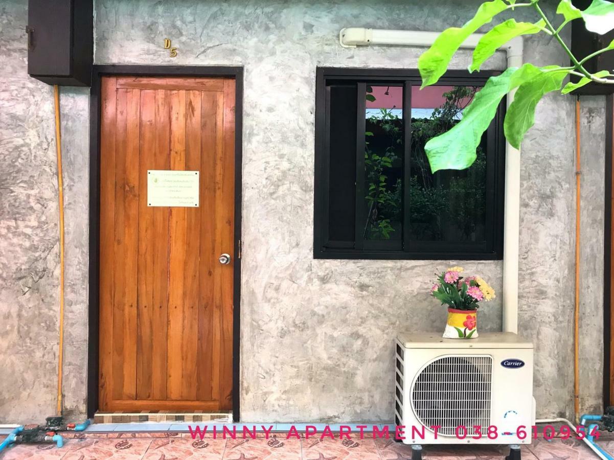 Winny Apartment Rayong Esterno foto