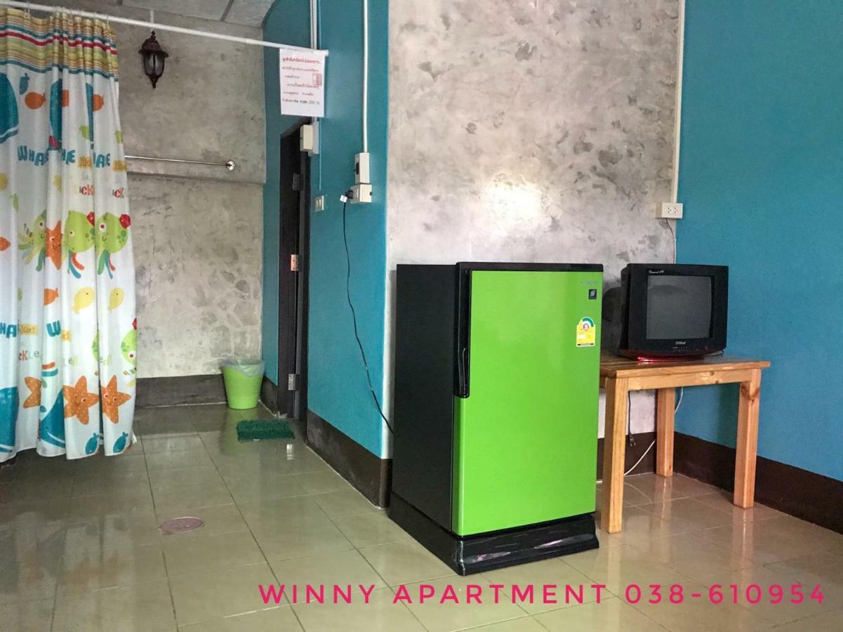 Winny Apartment Rayong Esterno foto
