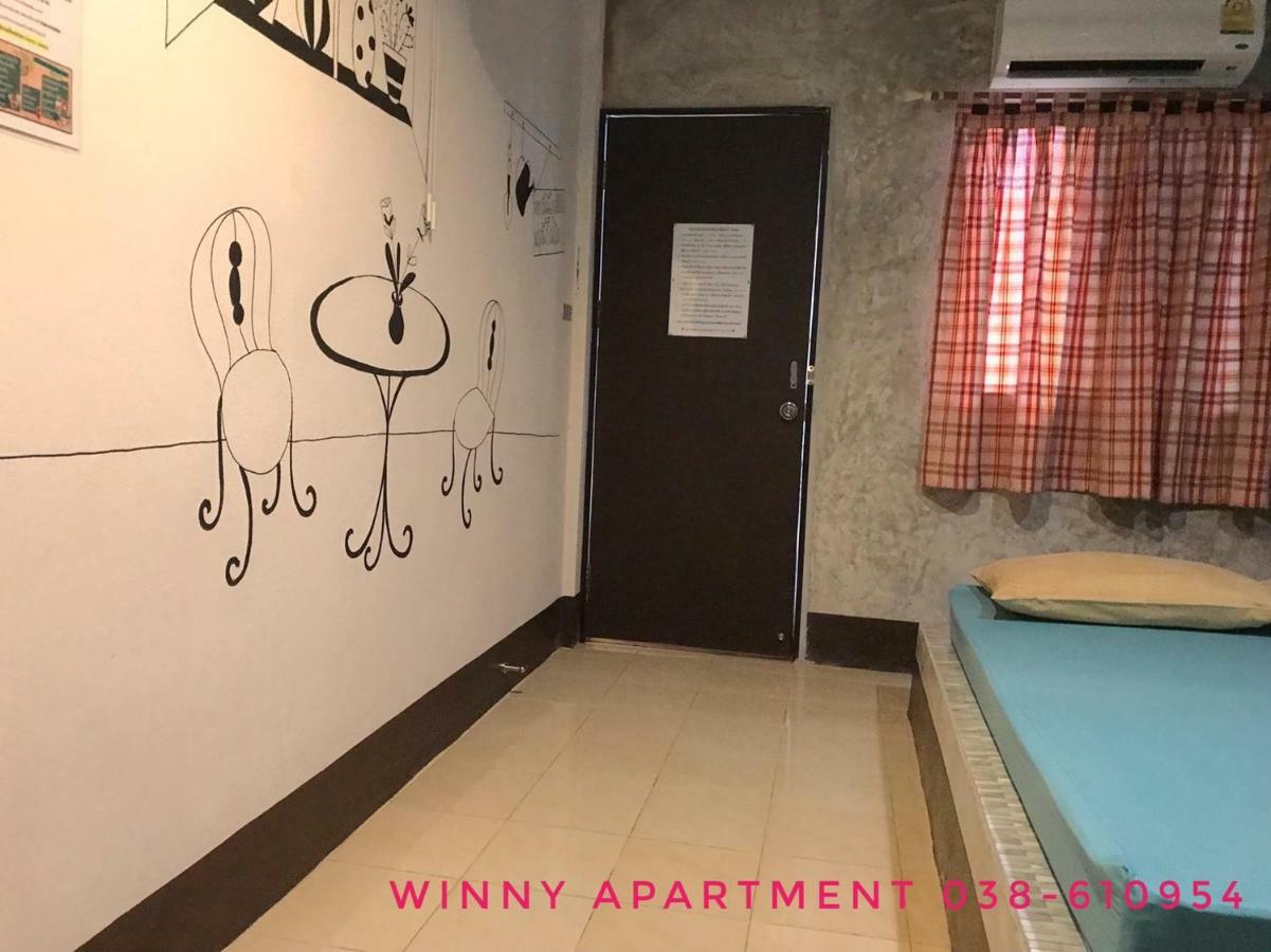 Winny Apartment Rayong Esterno foto